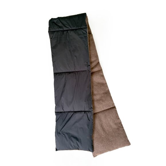 ❌SOLD❌COS Wool Padded Scarf - Picture 2 of 4